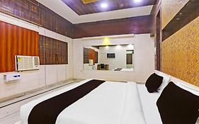 Hotel O S&R Haven